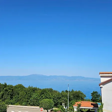 Sea View Danijela 2-4 Pax