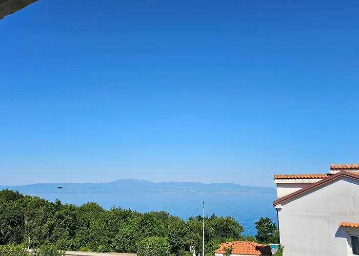 Sea View Danijela 2-4 Pax * Njivice