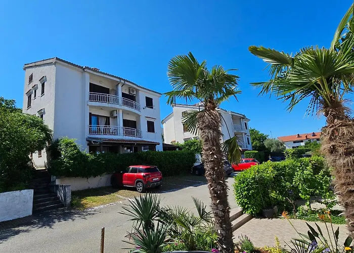 Sea View Danijela 2-4 Pax * Njivice