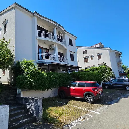 Sea View Danijela 2-4 Pax *